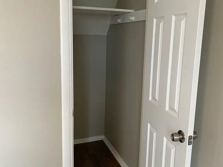 944 Sullivan St #2 — Photo 27