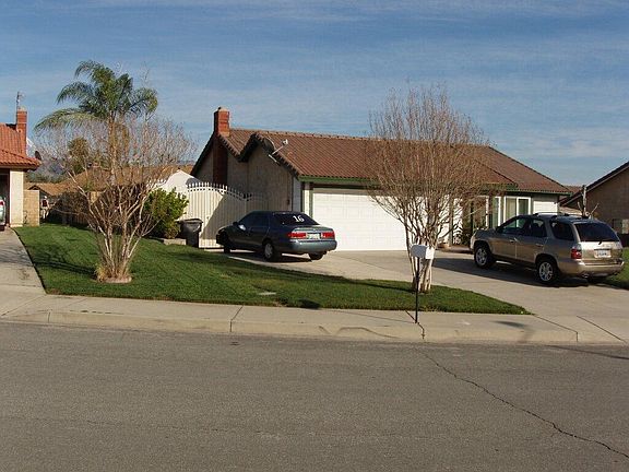 3rd image of 6811 Mountain Ave