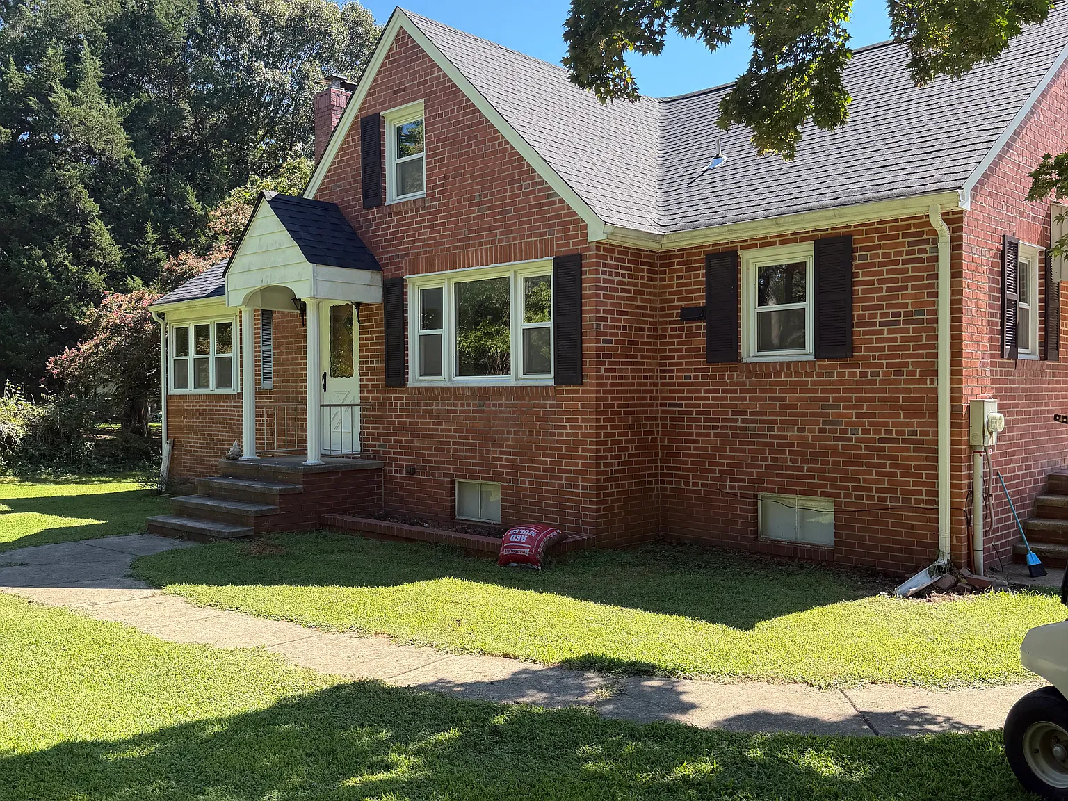 2 bed, 1253 sqft, $1,800 — Photo 2