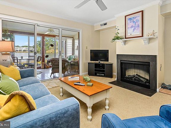 2nd image of 38301 Hummingbird Ln Unit 270