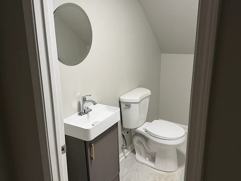 17046 Bulger Ave — Photo 10
