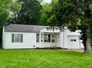 1628 E McDaniel St, Springfield, MO 65802