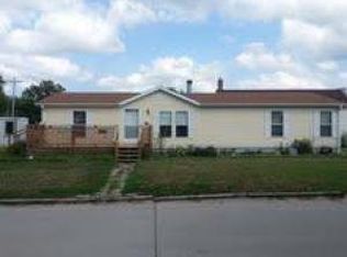 213 2nd Ave, Underwood, IA 51576