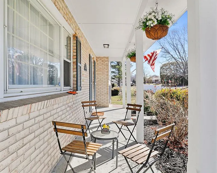 173 Colonial Dr #A — Photo 34