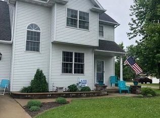 2 Ashland Ct, Peru, IL 61354