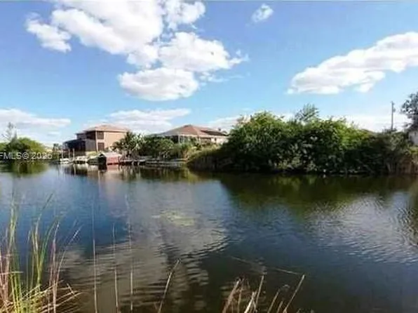 124 NE 18th St, Cape Coral, FL 33909