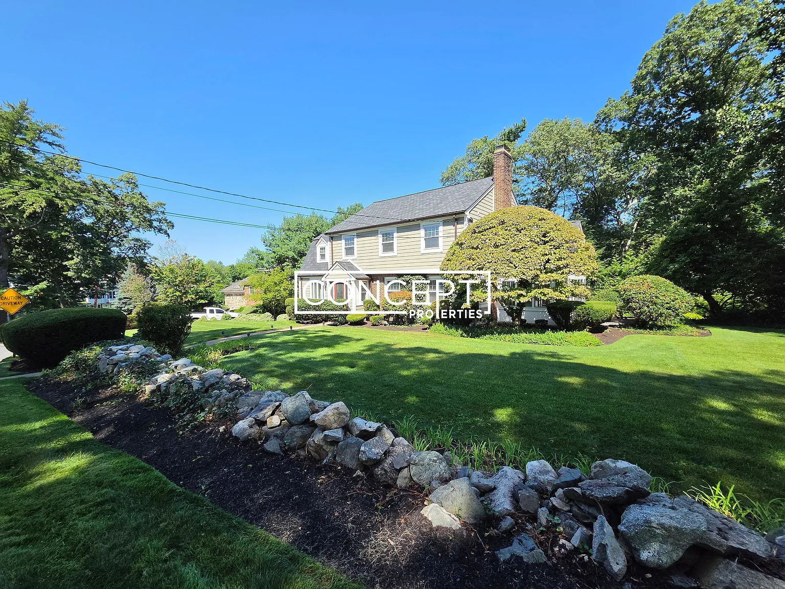 5 bed, 3.5 bath, 2859 sqft, $9,500 — Photo 1