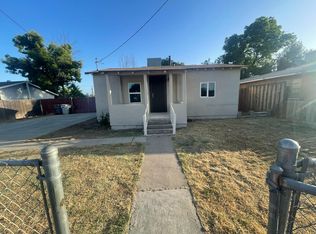 3879 E Dwight Way, Fresno, CA 93702
