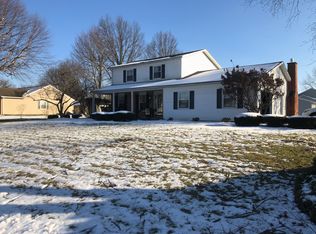 1035 Victoria Dr, Bucyrus, OH 44820