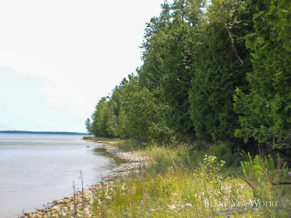 Mackinac Trl, Saint Ignace, MI 49781