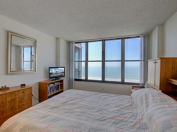 5th image of 10912 Gulf Blvd #319
