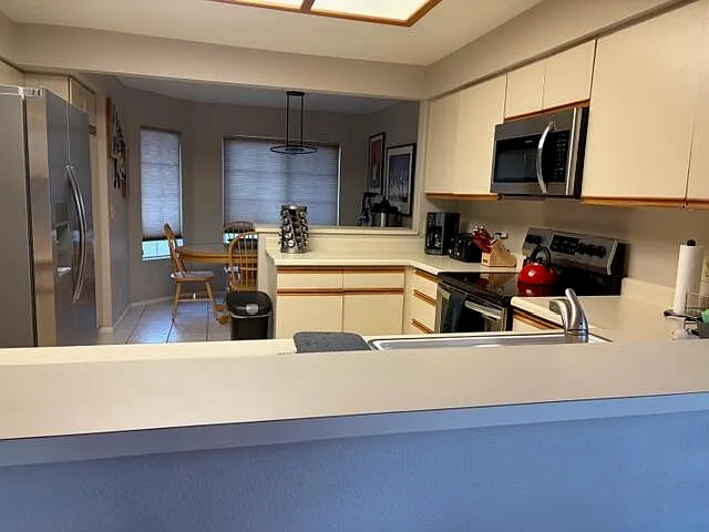 726 Vista Lago Dr N — Photo 19
