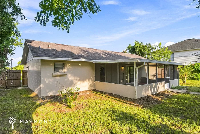 3 bed, 2.0 bath, 1102 sqft, $1,945 — Photo 3