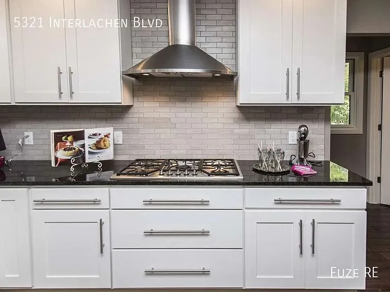 5321 Interlachen Blvd — Photo 11