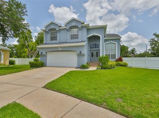 3633 Springville Dr, Valrico, FL 33596