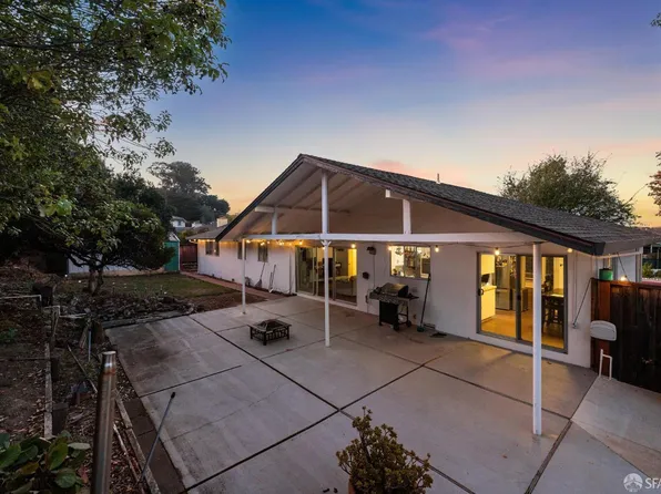 1801 Castenada Dr, Burlingame, CA 94010