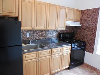 Rented by Zikos Realty Services