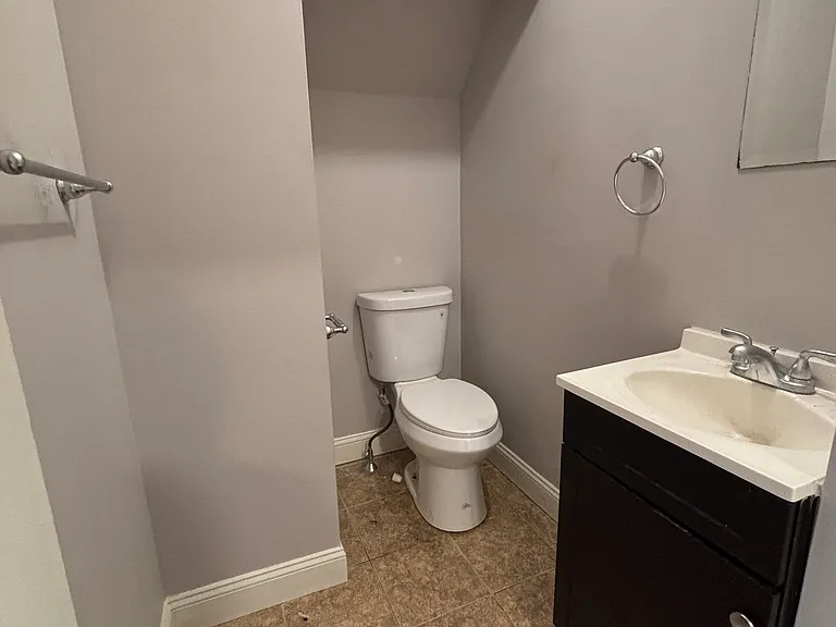 713 Metropolitan Ave #2 — Photo 17