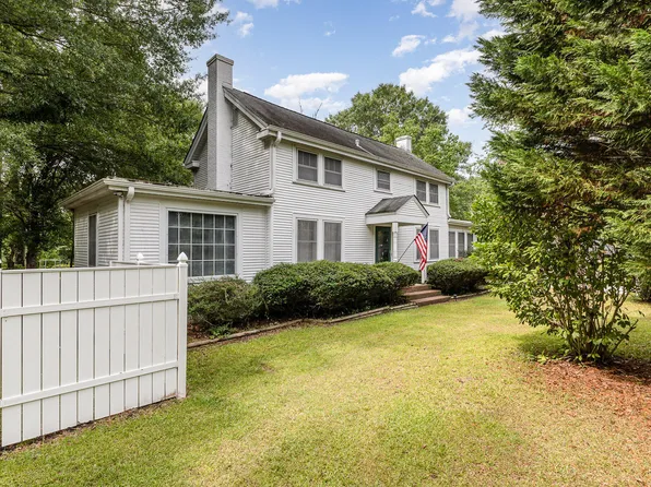 3647 Olivia Rd, Sanford, NC 27332