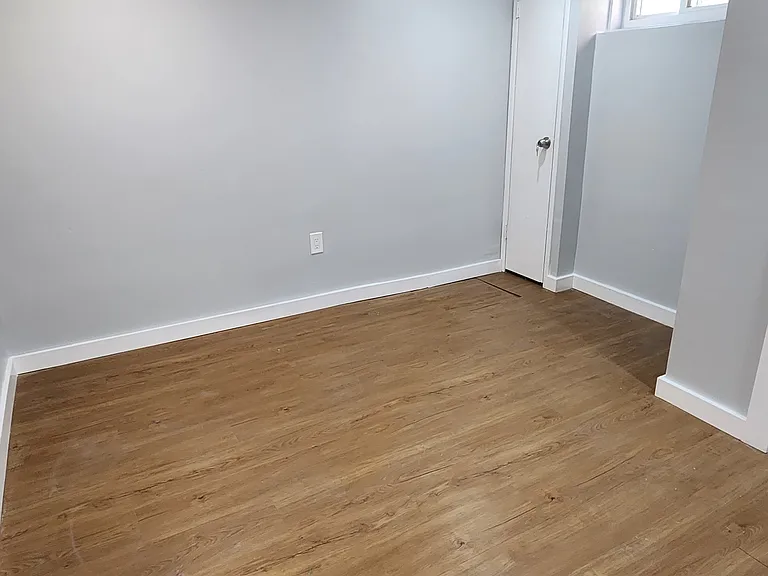 295 Travis Ave — Photo 1