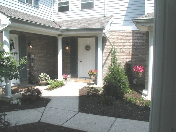 9727 Timberview Ct #17, West Chester, OH 45241