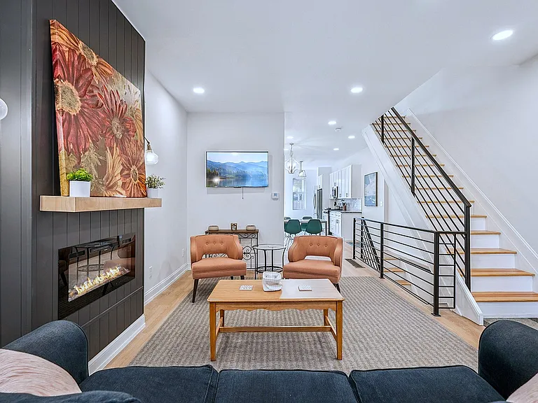 Electric fireplace