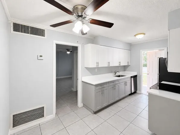1001 SW 74th Ave APT 101A, Pompano Beach, FL 33068