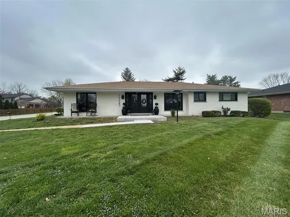 10643 Leebur Dr, Saint Louis, MO 63128