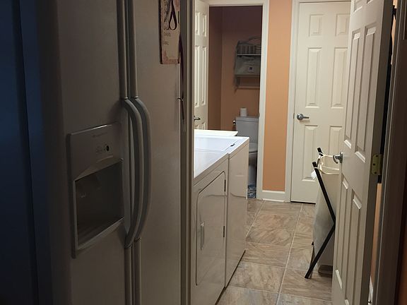 5th image of 3901 Regents St