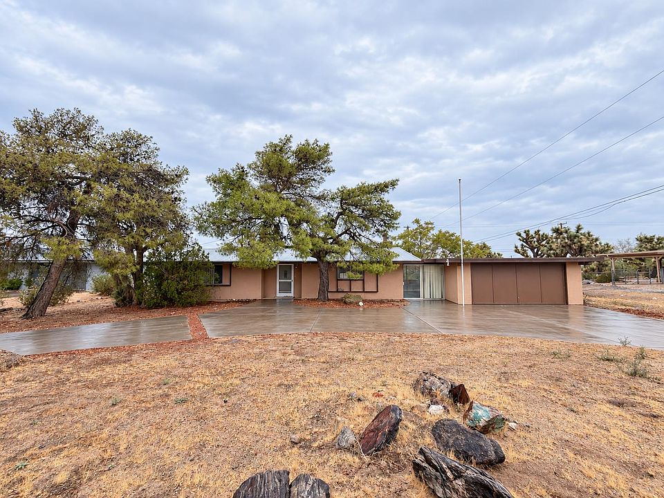 1st image of 58298 Pueblo Trl