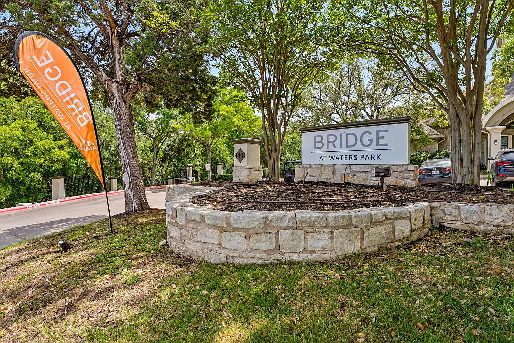 Bridge at Waters Park — Photo 3