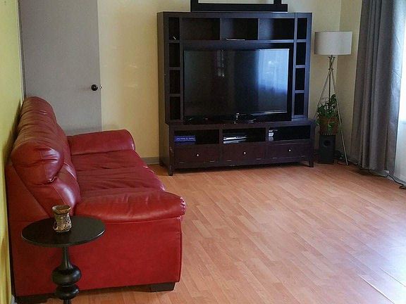 Great size living room. 