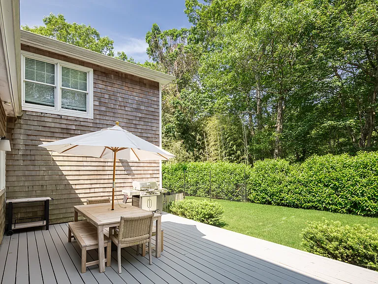 113 Northside Dr — Photo 37