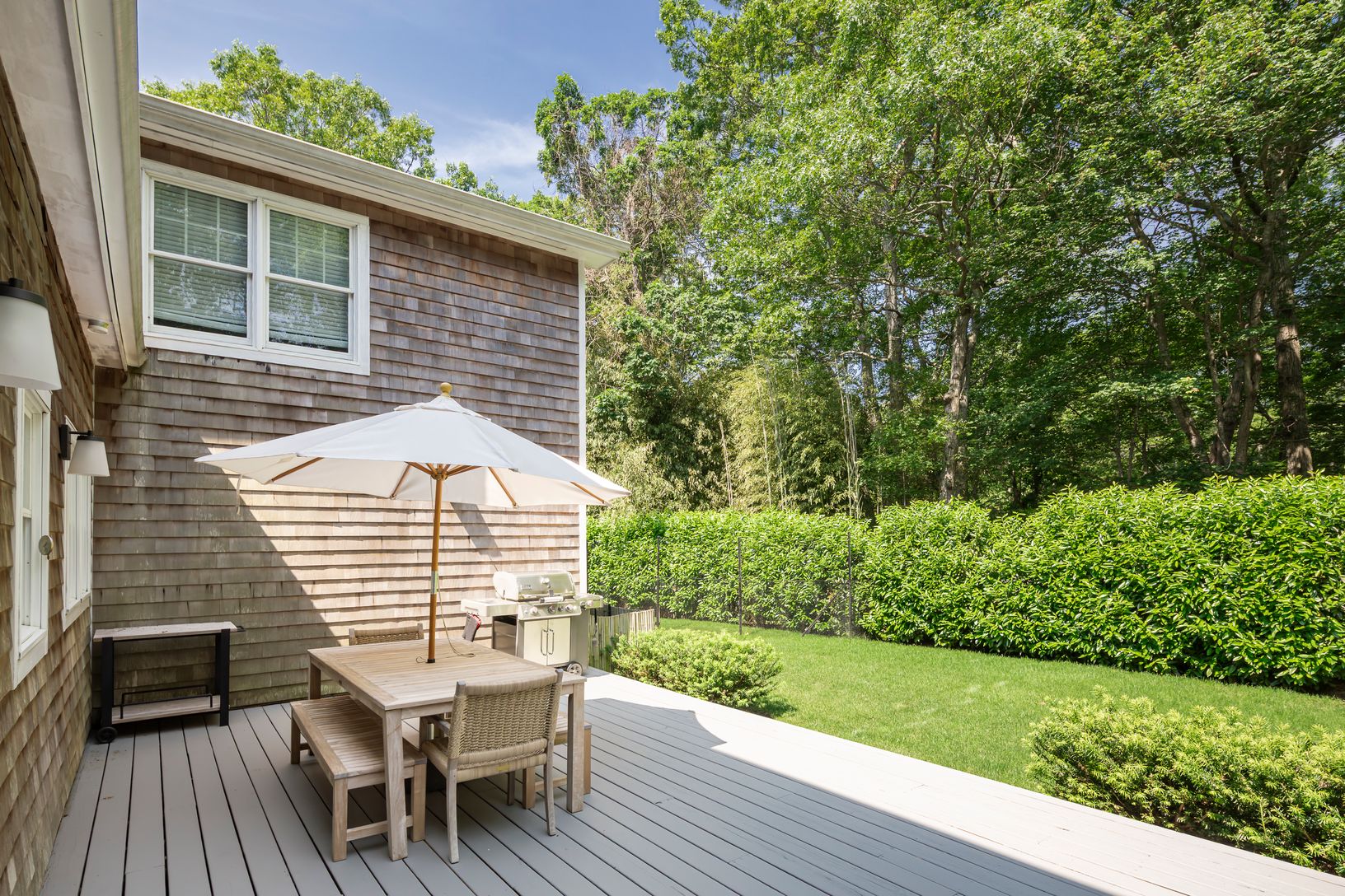  Al fresco dining under the stars