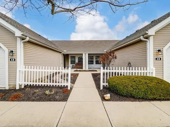 15 Ellington Commons Ln, Granville, OH 43023