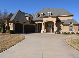 203 E 127th St S, Jenks, OK 74037