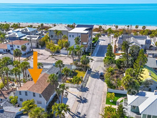 104 13th Ave, Saint Pete Beach, FL 33706