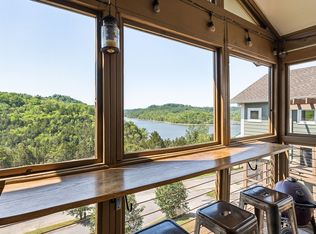 105 Sandgate Ct, Smithville, TN 37166