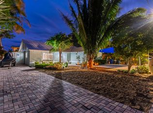 114 1st St, Key Largo, FL 33037