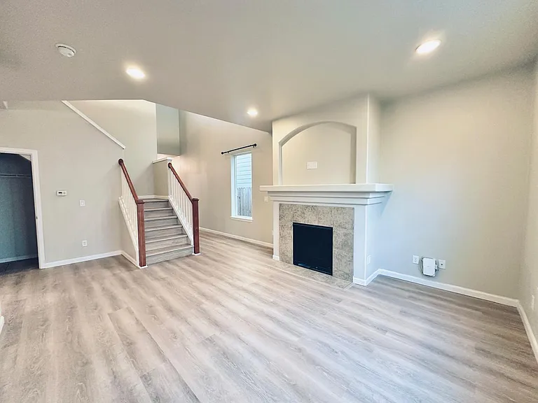 3374 SE Meadowview Way — Photo 7