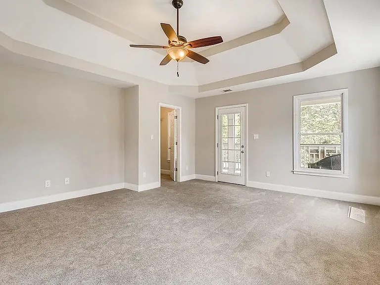 Master Bedroom - pre carpet