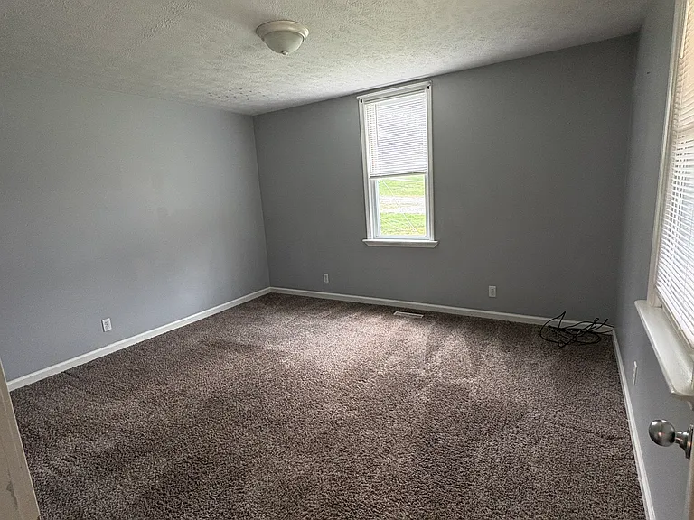 5917 Mount Clare Rd — Photo 13