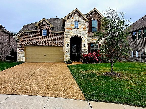 2nd image of 4305 Evenstar Way