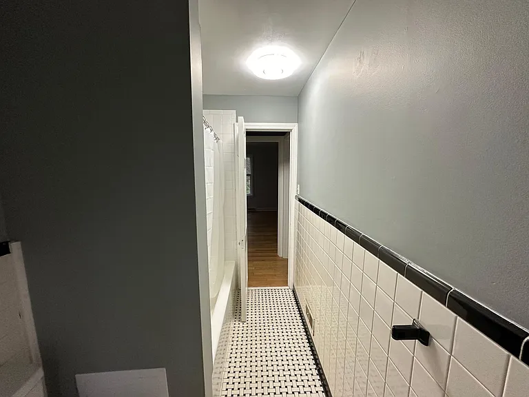 6200 Parkview Ave #4 — Photo 15