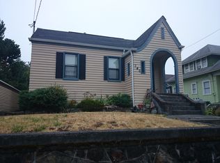 746 N 77th St, Seattle, WA 98103