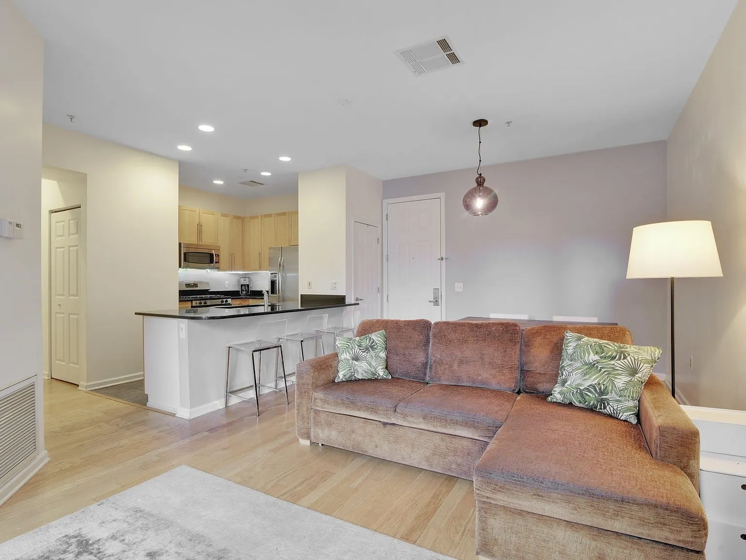 Upper Grand — Photo 4