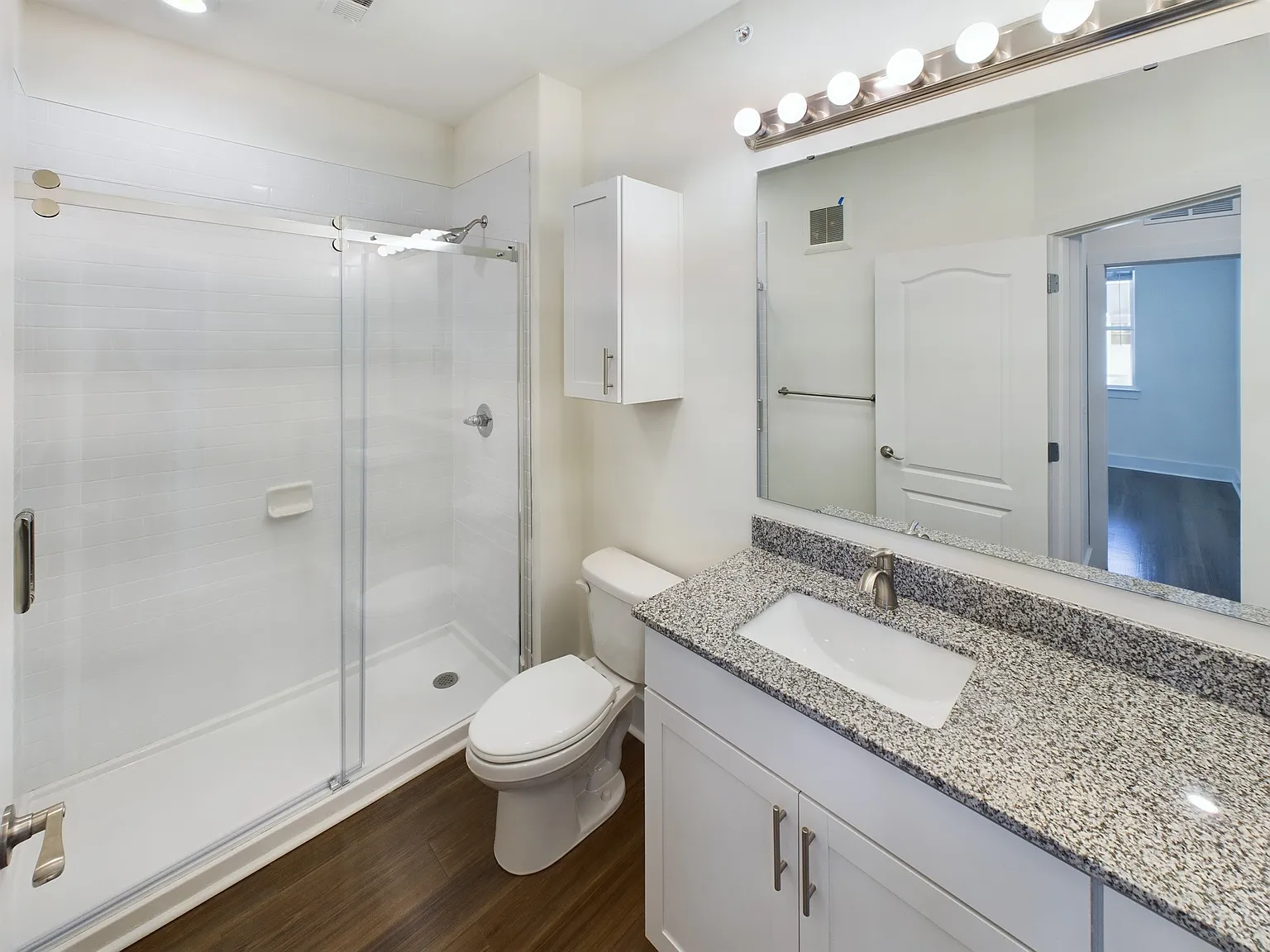 1 bed, 664 sqft, $1,839 — Photo 4