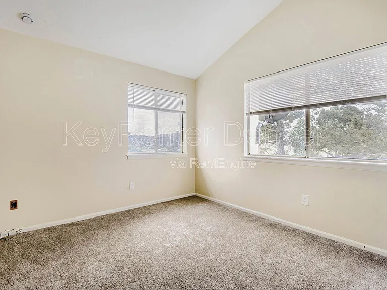 1099 S Walden Way #101 — Photo 22