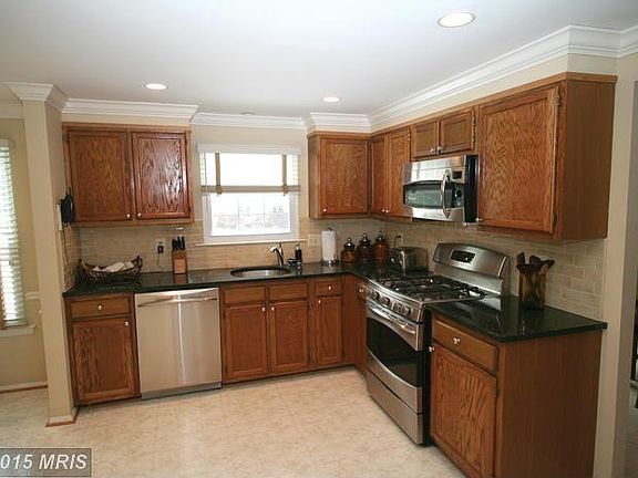 2nd image of 7560 Buena Vista Ter