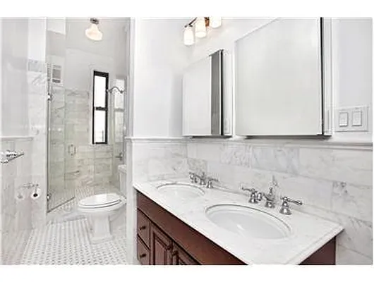 Rented by Douglas Elliman | media 20